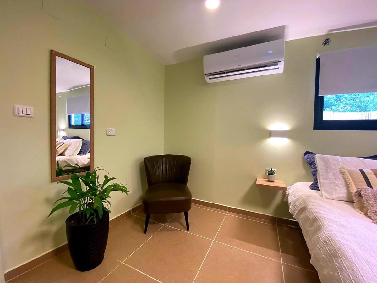 בקתת וולקנו בגולן Volcano Cabin Golan-Heights Sha'al Экстерьер фото