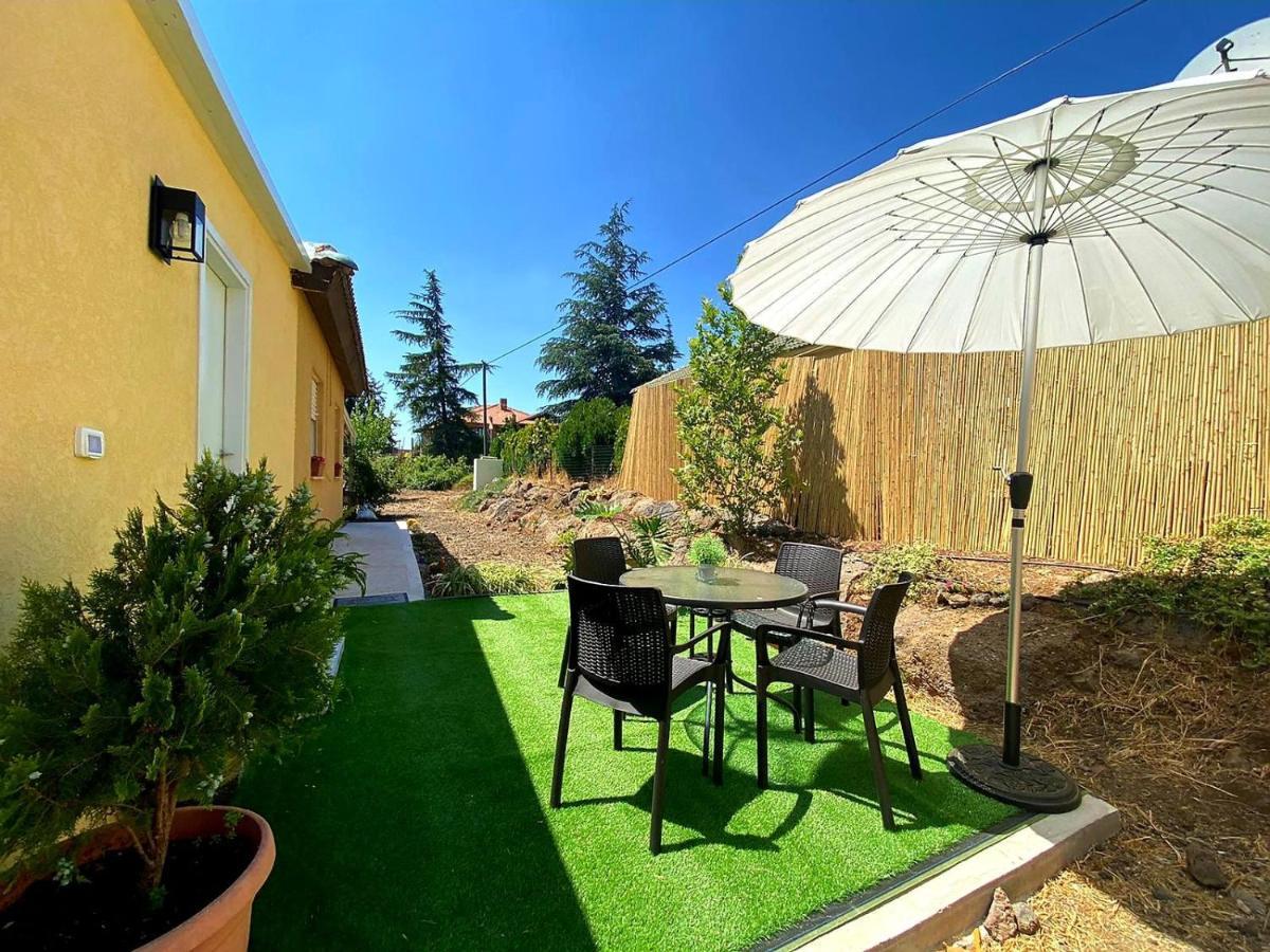 בקתת וולקנו בגולן Volcano Cabin Golan-Heights Sha'al Экстерьер фото